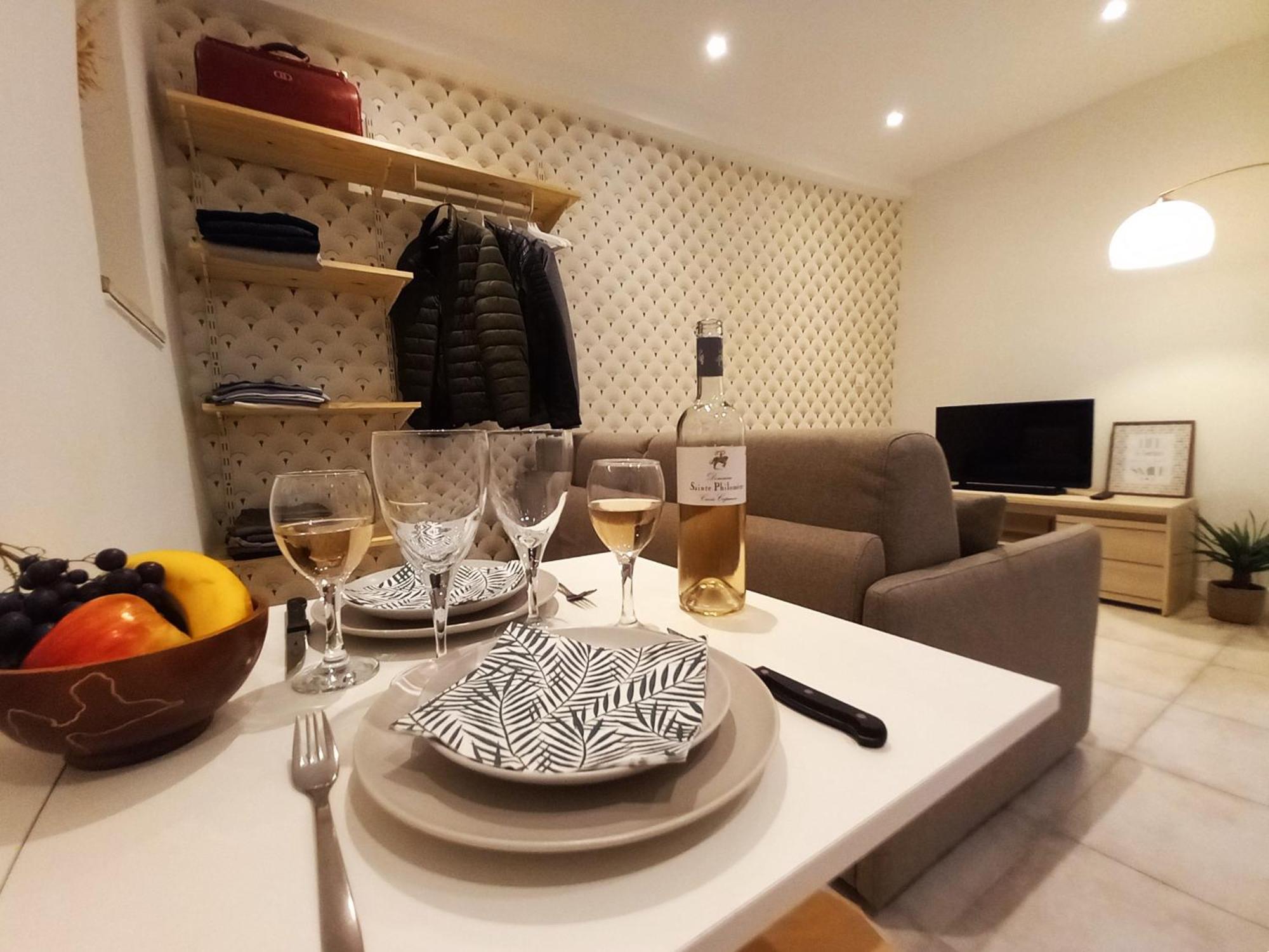 #2 Studio # Place Charmante Toulon Eksteriør billede