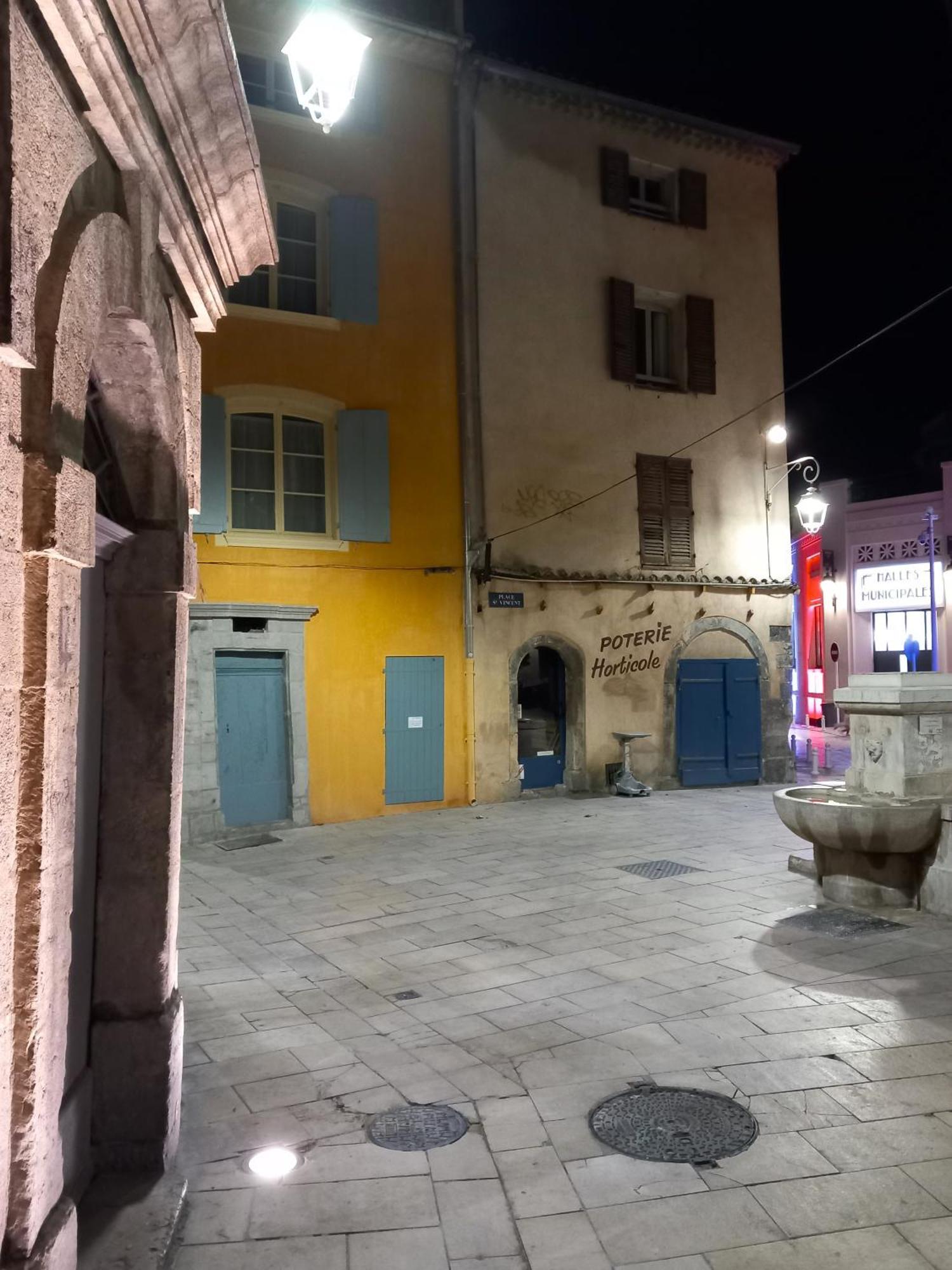 #2 Studio # Place Charmante Toulon Eksteriør billede